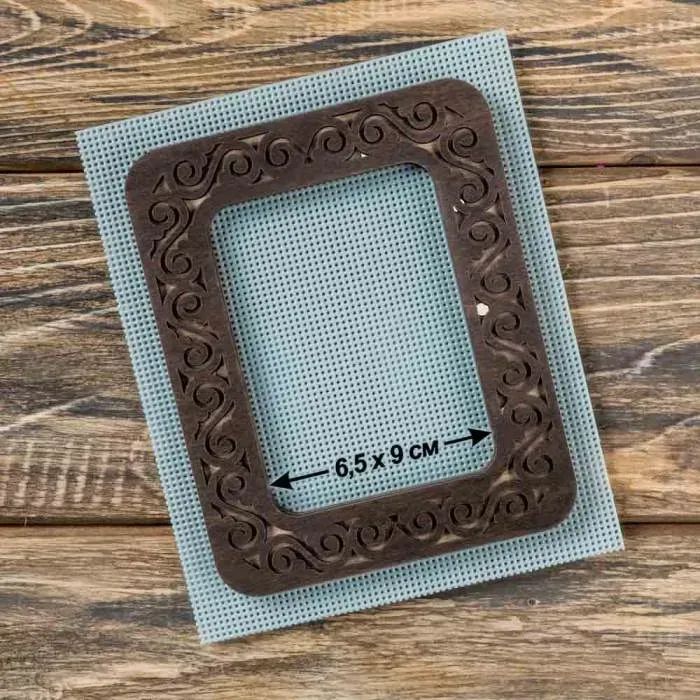 Magnetic embroidery hoops 6.5cm x 9cm or 2.36"x3.54" by Wonderland Crafts Wooden Hoop Frame on magnets  Perfect for Mill Hill embroidery!