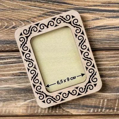 Magnetic embroidery hoops 6.5cm x 9cm or 2.36&quot;x3.54&quot; by Wonderland Crafts Wooden Hoop Frame on magnets  Perfect for Mill Hill embroidery!