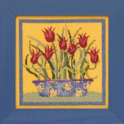 Tulips - Blooms and Blossoms by Mill Hill 2019 Debbie Mumm kits Stitched and Beaded cross stitch kit