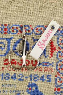 Changey Nickel-plated miniature embroidery scissors by Sajou (France) Ideal for Broderie Anglaise or Richelieu embroidery