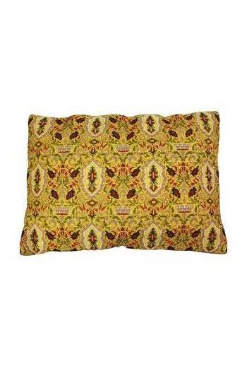 François I lounge in Chenonceau castle cushion by Sajou (France) Museums and Heritage Collection Cross stitch kit