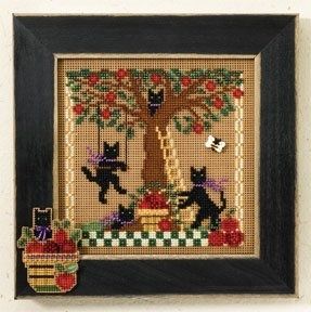Apple Adventure by Mill Hill 2007 Autumn Series Buttons and Beads Kit Halloween beaded cross stitch embroidery kit