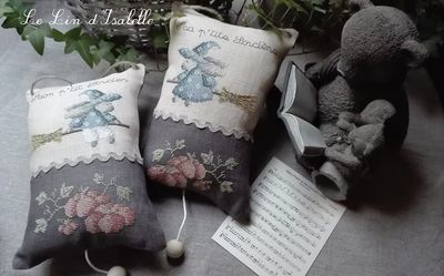 Little wizard, little witch (Petit sorcier, petite sorcière) by Le Lin d&#39; Isabelle Counted cross stitch pattern