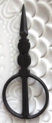 Primitive Roly Poly Embroidery scissors by Kelmscott Designs