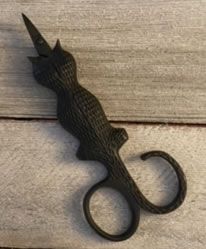 Cat Snips Embroidery scissors by Kelmscott Designs