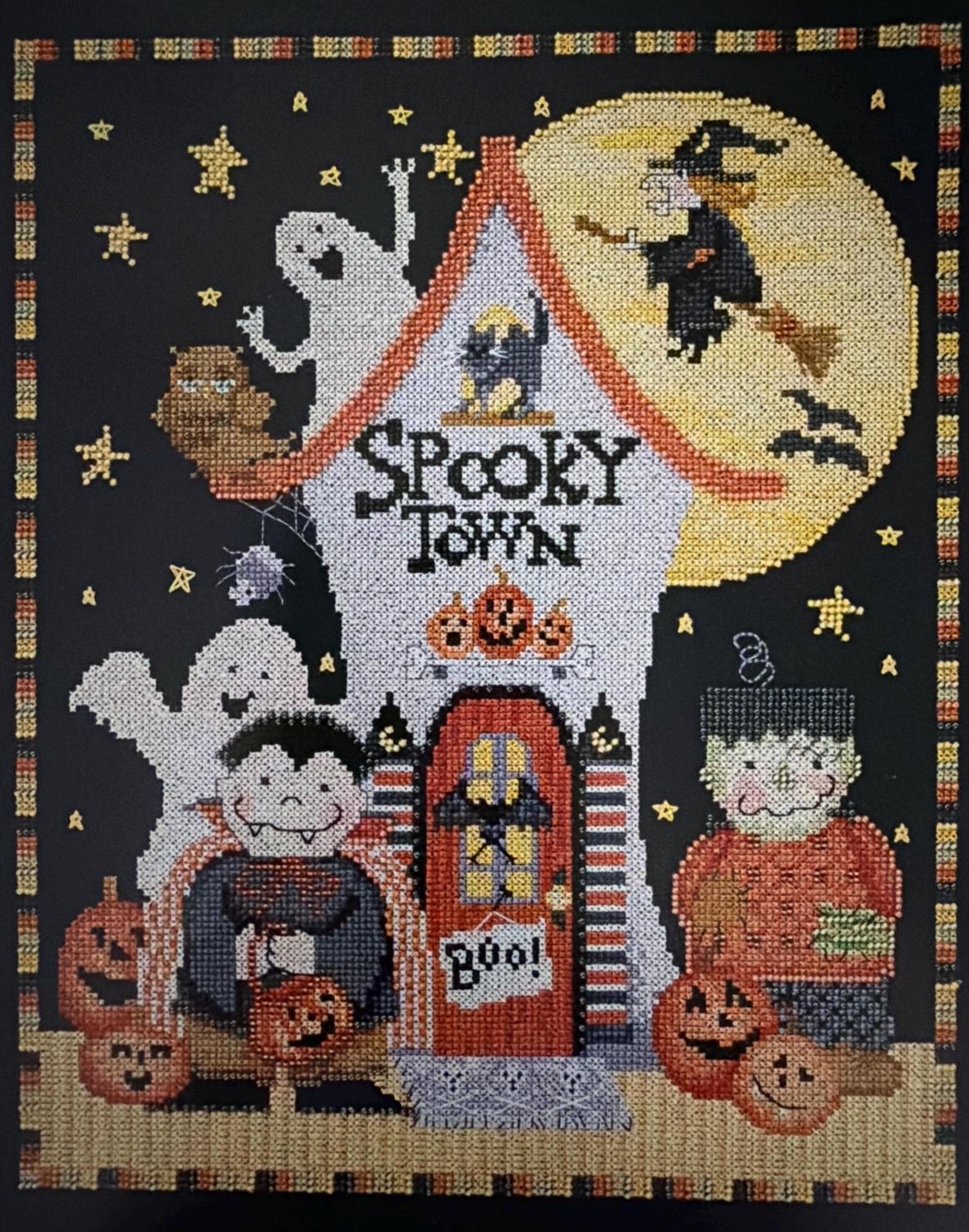 Spooky Town by Mill Hill 2011 Debbie Mumm Printed Pattern Halloween pattern