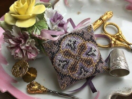 Améthyste (Amethyst) by Reflets de Soie Beaded pinkeep mini-kit or pattern