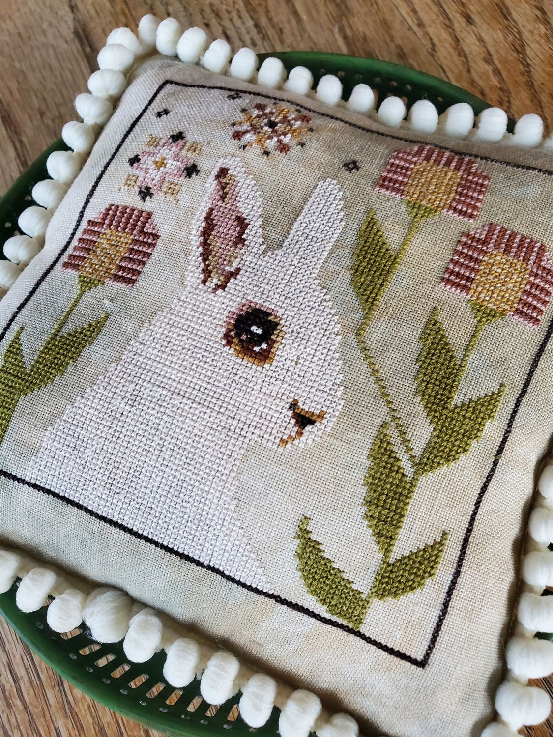 Bedelia Bunny by The Artsy Housewife 2023 Primitive counted cross stich pattern