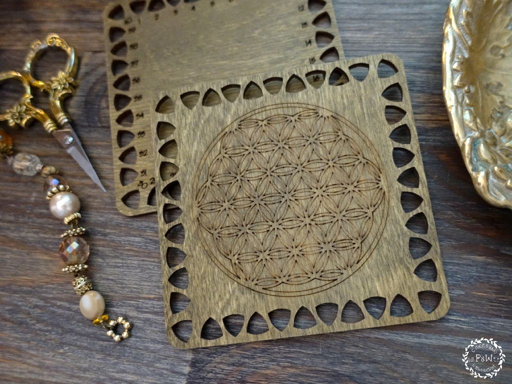 Flower of Life Thread Organizer by Primitive and Wood (P&amp;W) Designer embroidery accessories
