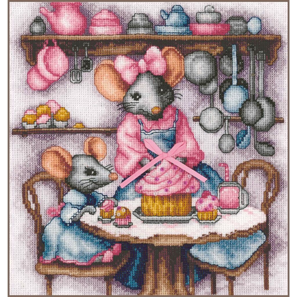 A micey sweet cupcake by Lanarte 2026 Fantasy Collection Counted Cross Stitch Kit