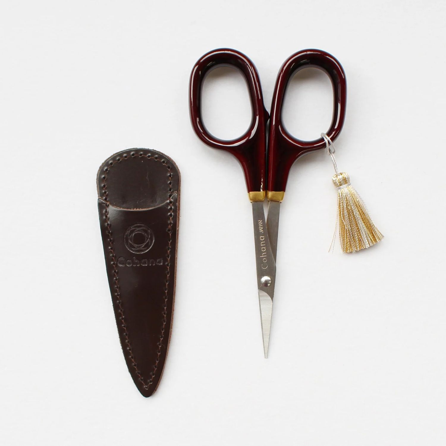 Small Scissors with Lacquered Handles (Tamenuri) by Cohana Elaborated Luxury with Japanese Traditional Lacquer and Gold Makie Lines