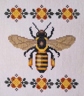 Honey Bee by The Artsy Housewife 2026 Counted cross stich pattern