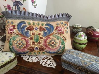 Papillon d'Or II (Golden Butterfly II) by Reflets de Soie 2019 Beaded mini-kit or pattern