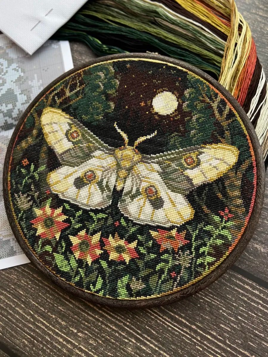 Hawk Moth by World of Cross Stitch (Mir Vyshivki) design by Stitching Land Counted cross stitch kit