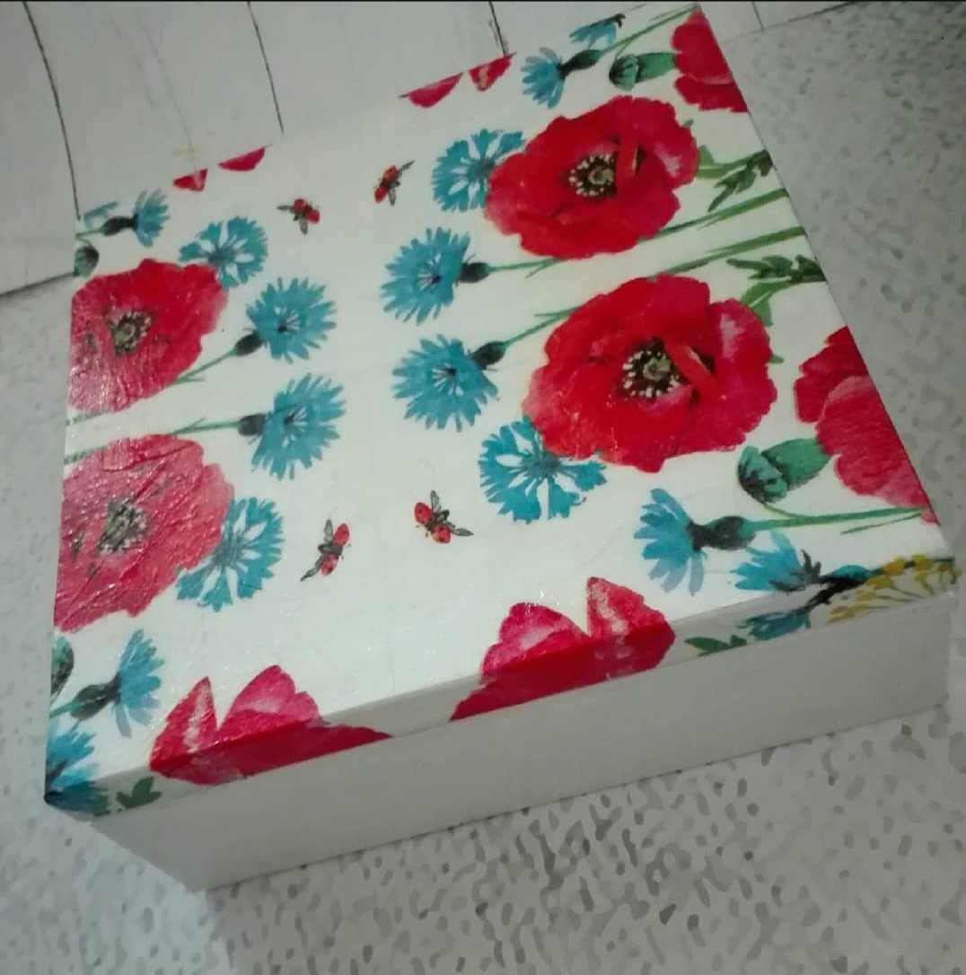 Szkatułka maki