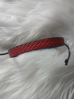 Bransoleta rzemykowa pleciona czerwona