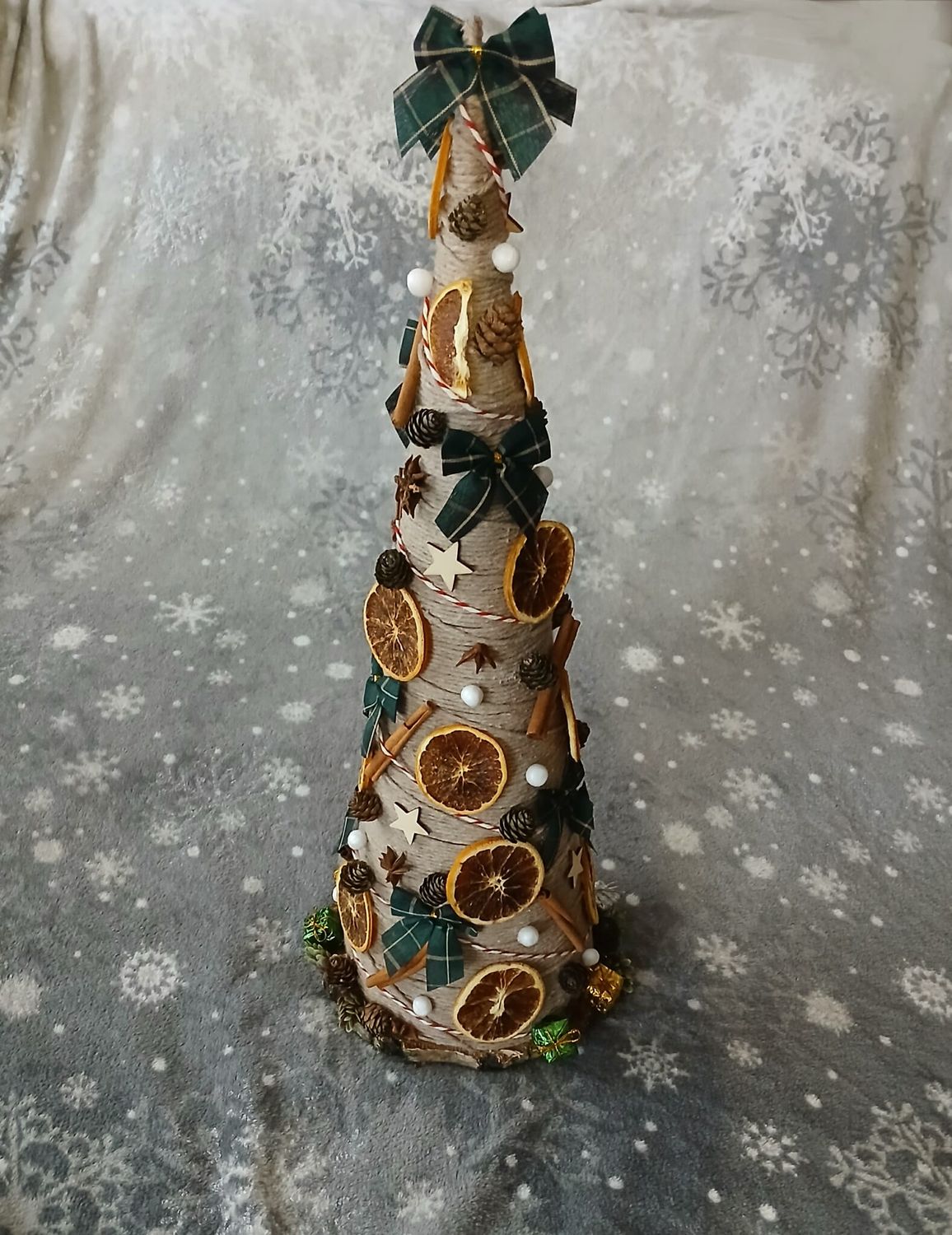 Jutowa choinka naturalna