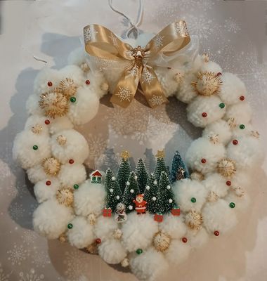 Wiszący stroik pluszowy las