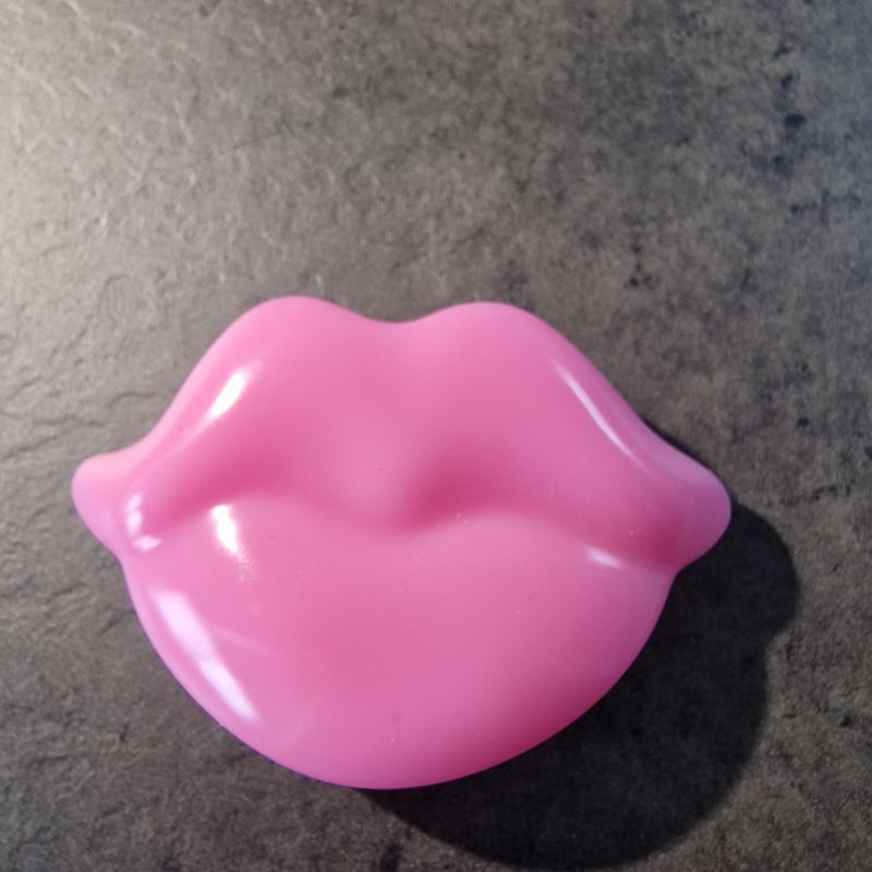 Kylskåpsmagnet Rosa