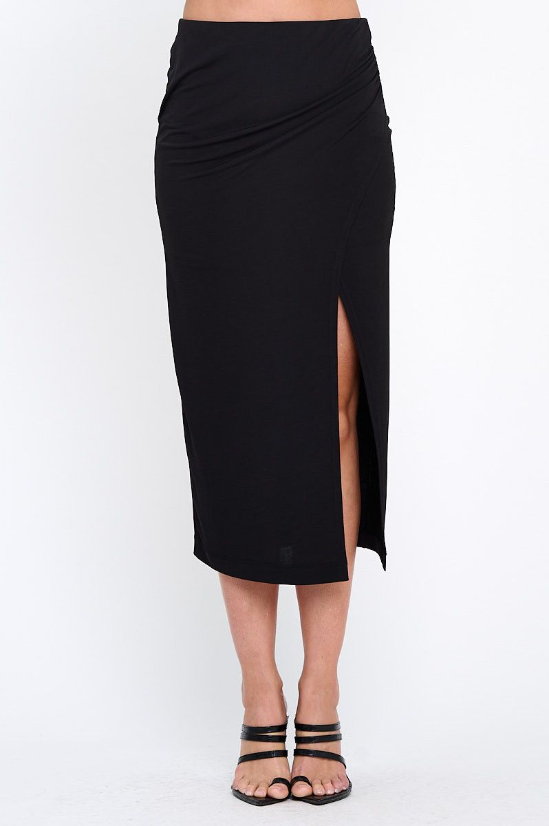 Solid Ruched Midi Skirt with Slit-Reneecollection