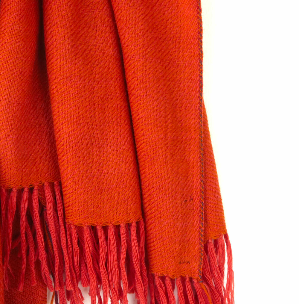 Hand-woven woollen shawl dyed with shellac, madder, and tesu