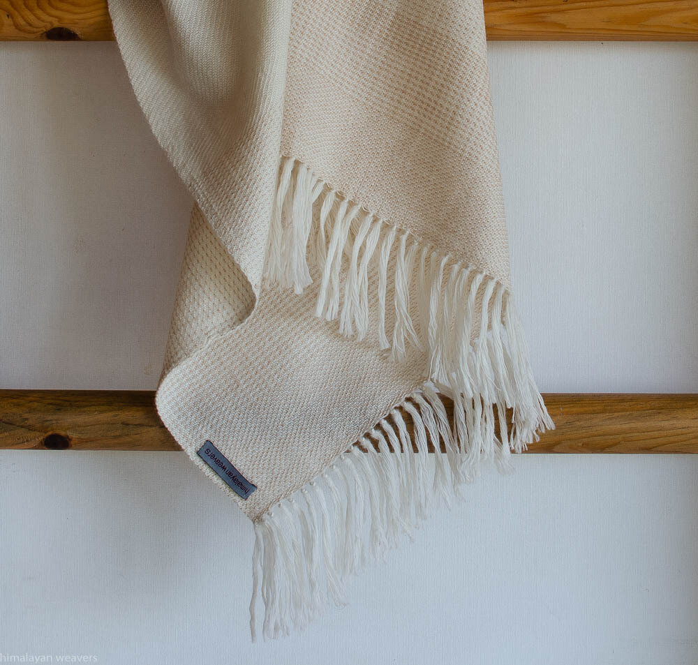 Hand-woven woolen stole dyed with tea