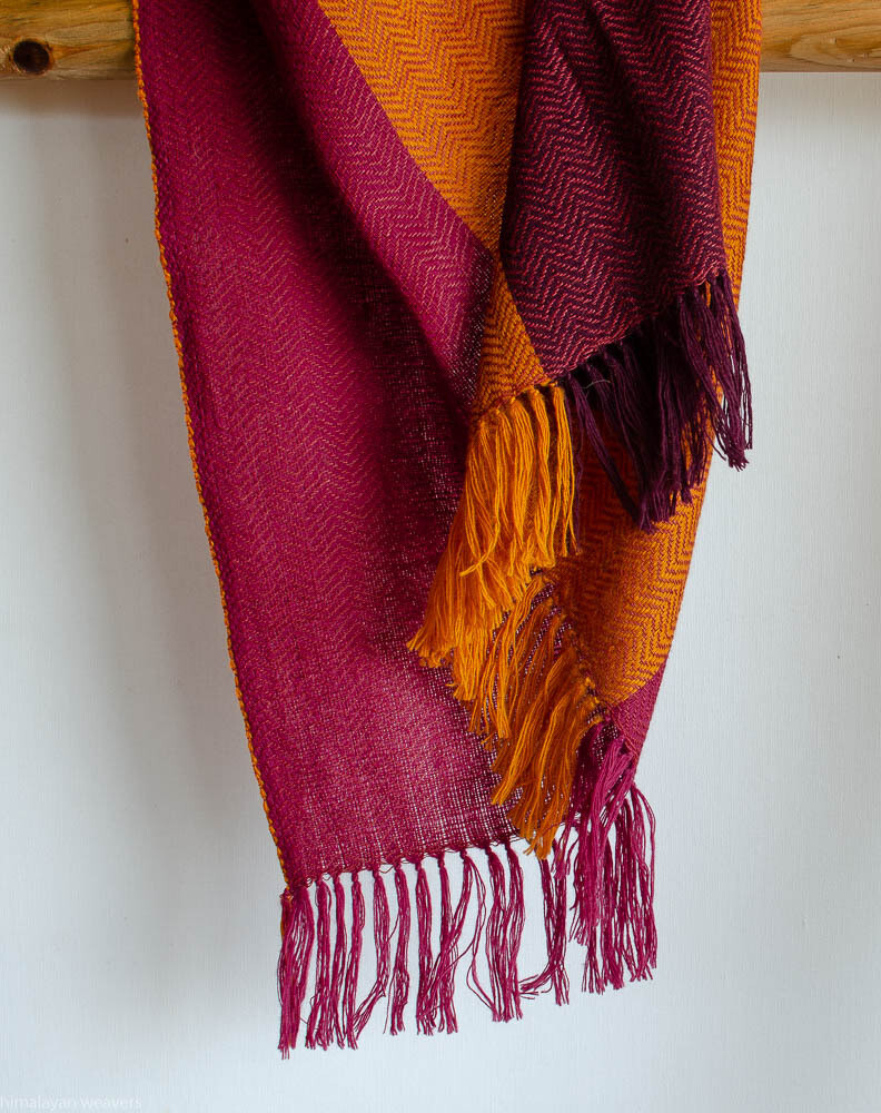 Hand-woven stole wool and eri silk dyed with sappanwood and tesu flowers