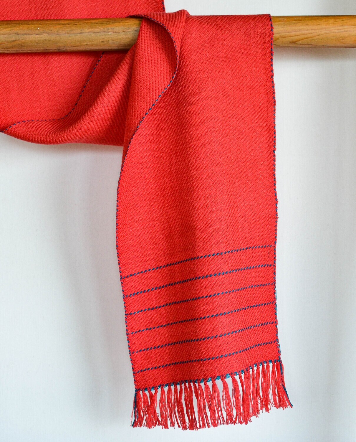 Small Handwoven Woollen Scarf Dyed with madder, indigo and tesu flowers