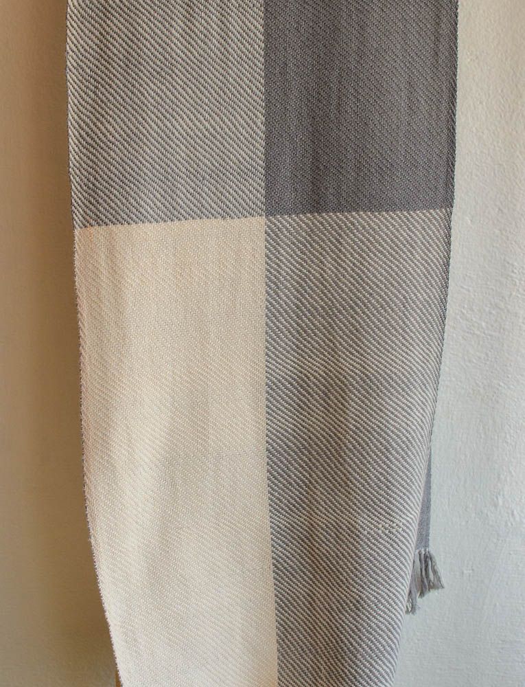  woolen scarf coloured with natural dyes