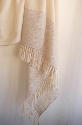 Very Fine Wool Shawl (Very Soft) Very Fine Wool Shawl (Very Soft)
