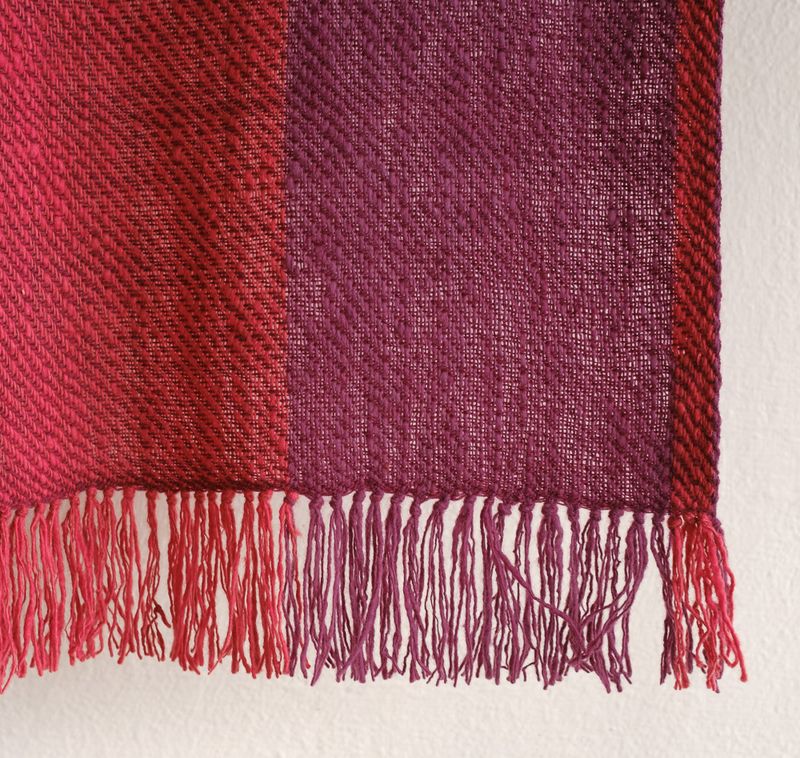 Stole Handmade With Pure Wool Dyed Purple and Red With Natural Dyes