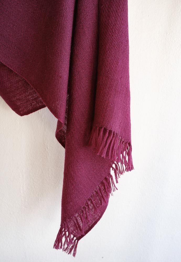 Small Pashmina Stole Woven With Pure Hand-Spun Yarn