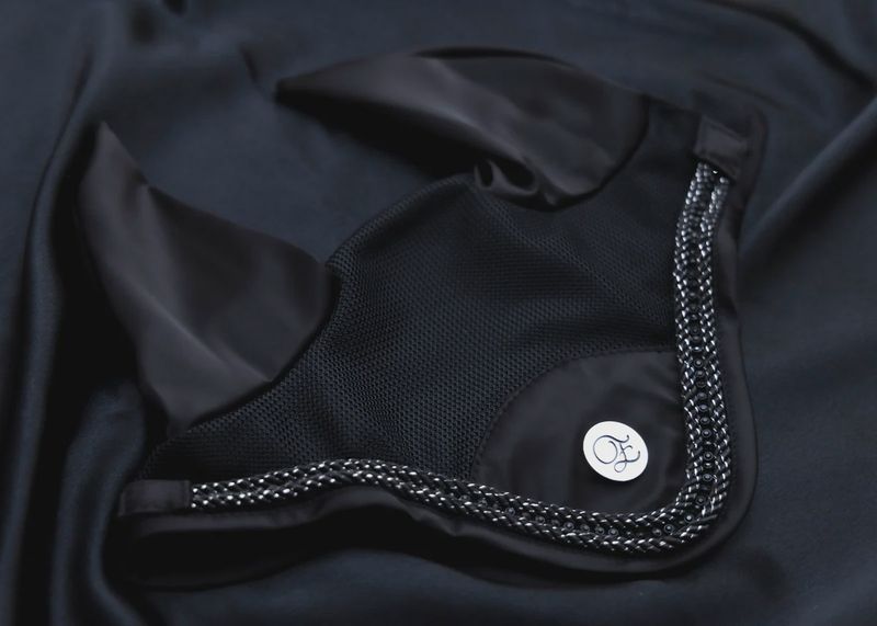 ‘The King’ Black Jewel Ear Bonnet