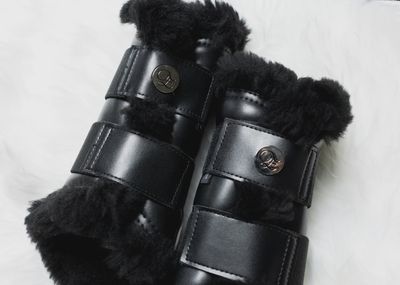 Black Merino Fleece/Leather Tendon Boots