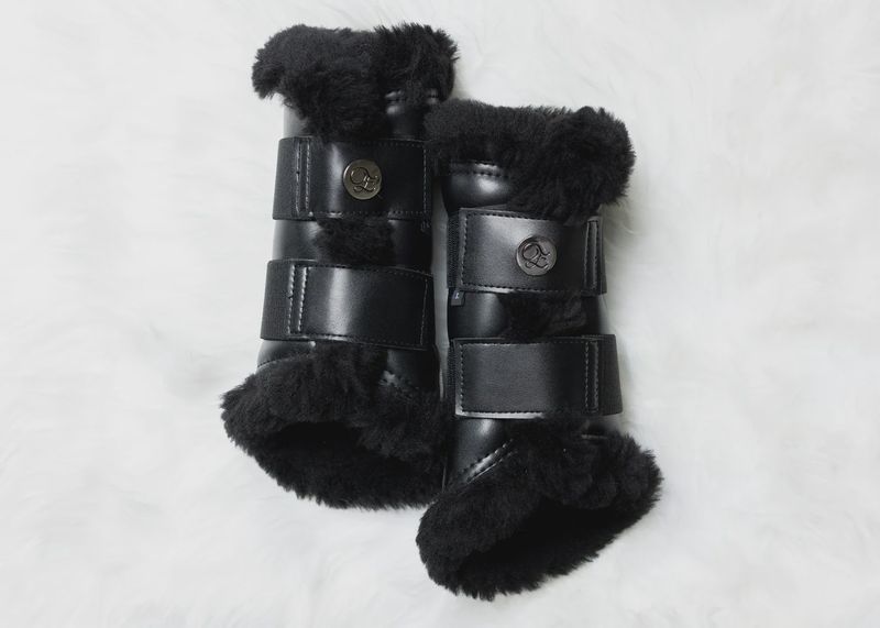 Black Merino Fleece/Leather Tendon Boots