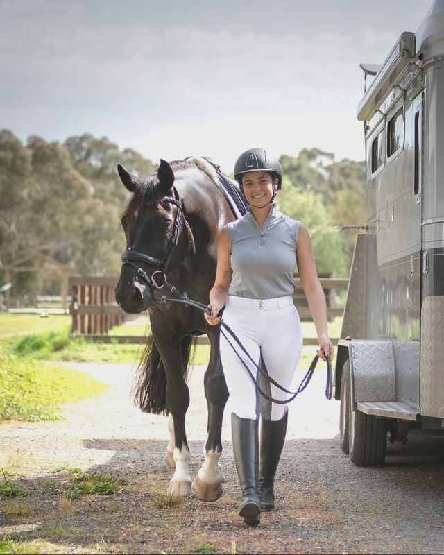 Lauren Competition Breech - White/Grey Seat