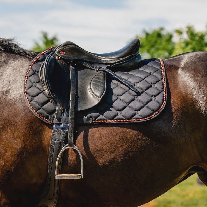 Newmarket Close Contact Saddle Pad