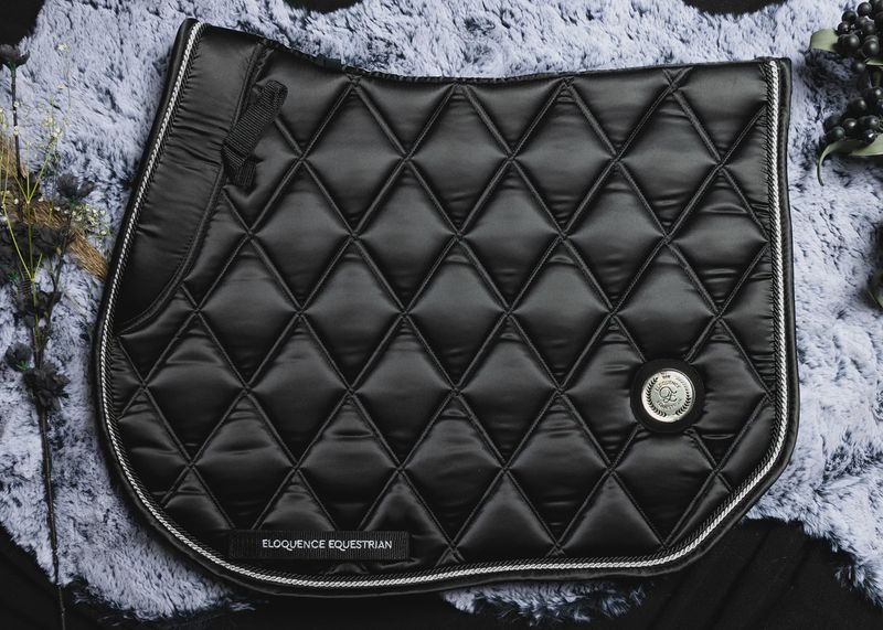 &#39;The King&#39; Black Jump Saddle Pad
