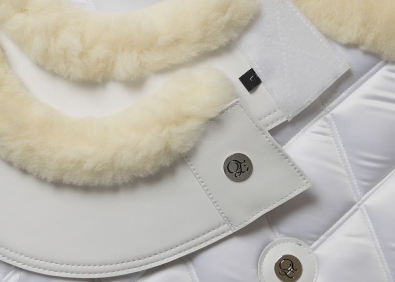 Fleece Bell Boots White