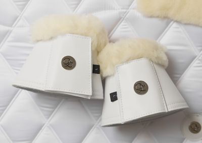 Fleece Bell Boots White