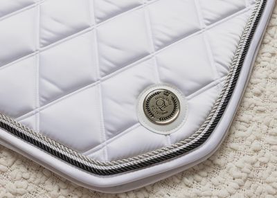'The Duchess' White Jump Saddle Pad