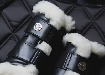 Black Natural Merino Fleece/Leather Tendon Boots