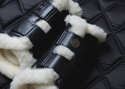 Black Natural Merino Fleece/Leather Tendon Boots