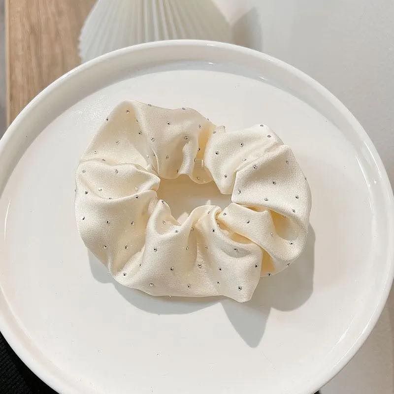 Holly Scrunchie, Colour: Cream