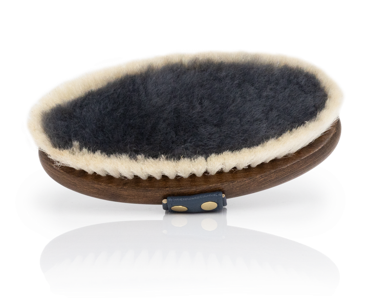 NTR Indulge Lambswool Brush