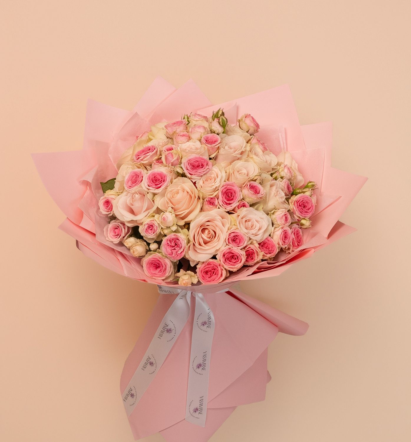 Bouquet Prestige — Roses pastel et élégance poudrée