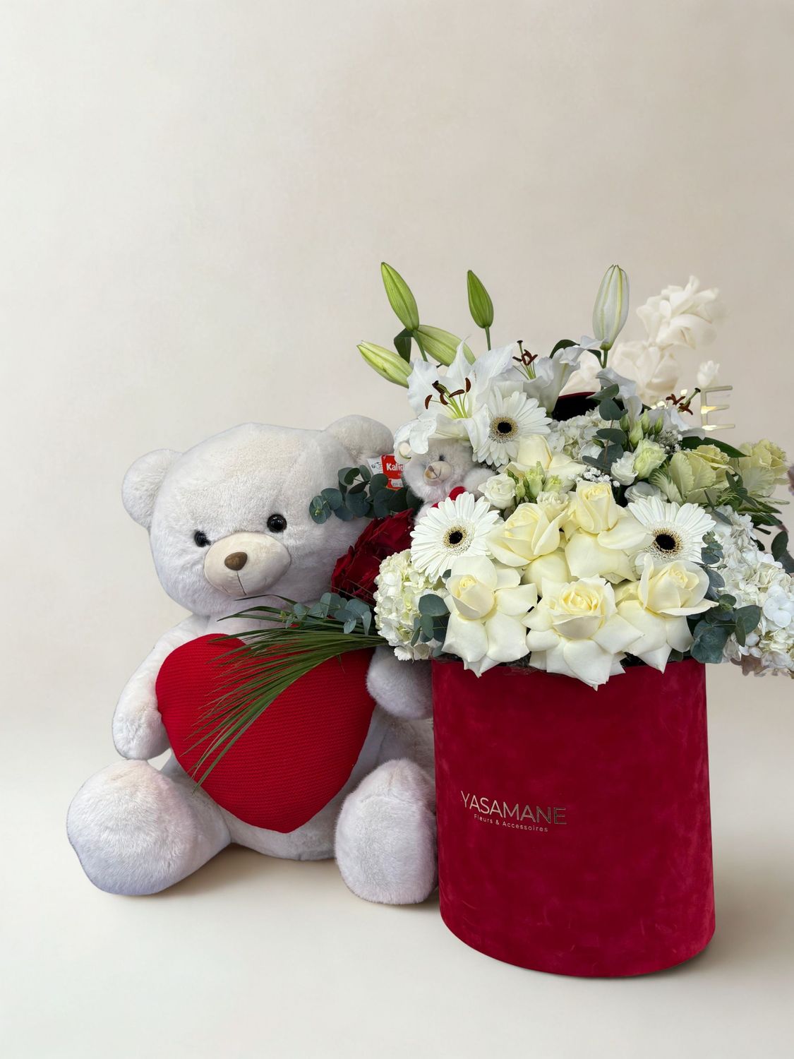 Composition - Boite en velours et peluche assortie