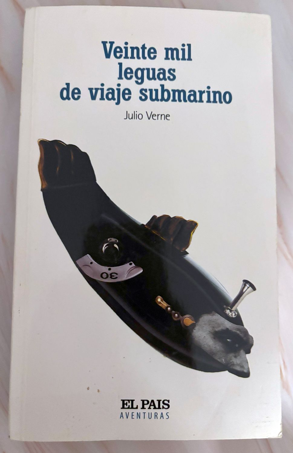 Veinte Mil Leguas de Viaje Submarino - Julio Verne