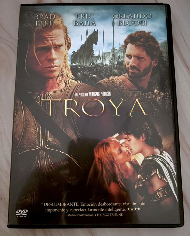 ⚔️ Troya  (DVD)