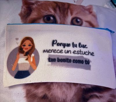 ✨ Estuche “Tu luz merece algo bonito” – Brilla donde vayas